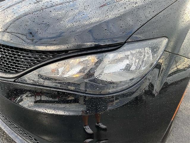 2024 Chrysler Voyager LX FWD