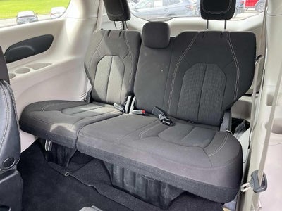 2023 Chrysler Voyager LX FWD