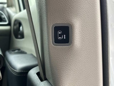 2023 Chrysler Voyager LX FWD