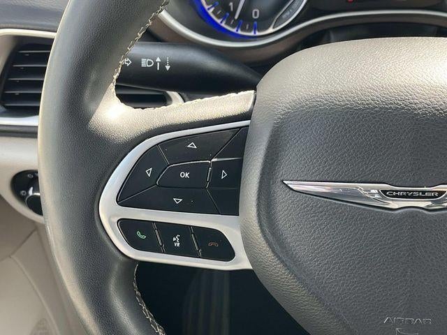 2023 Chrysler Voyager LX FWD