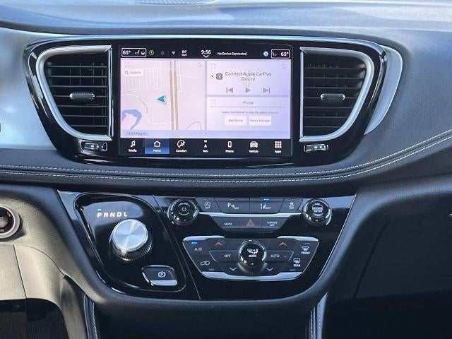 2025 Chrysler Pacifica Limited FWD