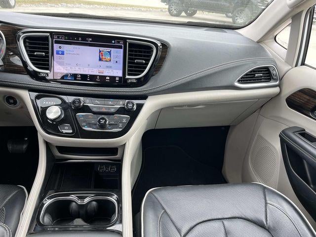 2024 Chrysler Pacifica Limited FWD