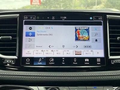 2024 Chrysler Pacifica Limited FWD