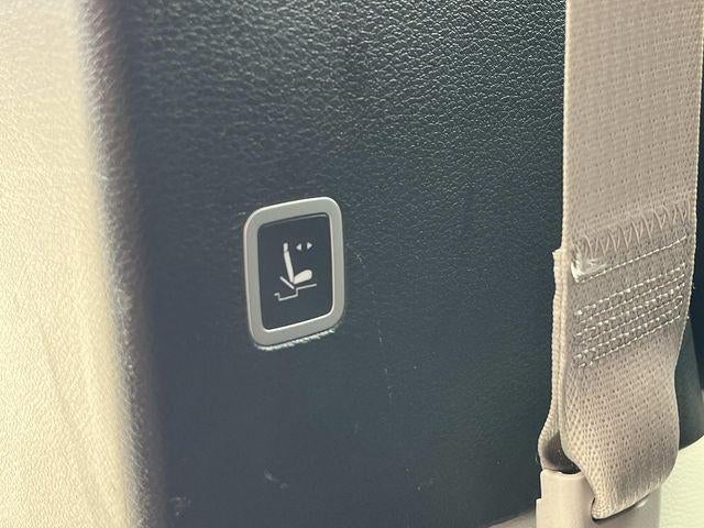 2024 Chrysler Pacifica Limited FWD