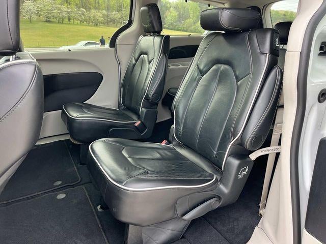 2024 Chrysler Pacifica Limited FWD