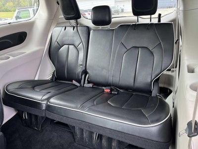 2024 Chrysler Pacifica Limited FWD