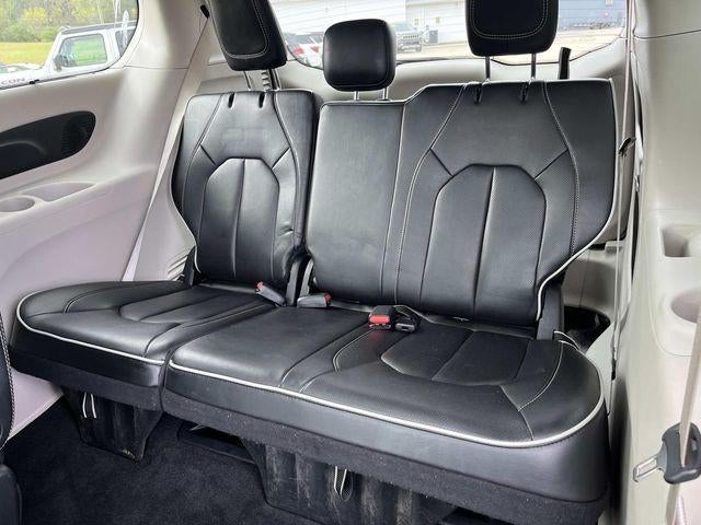 2024 Chrysler Pacifica Limited FWD