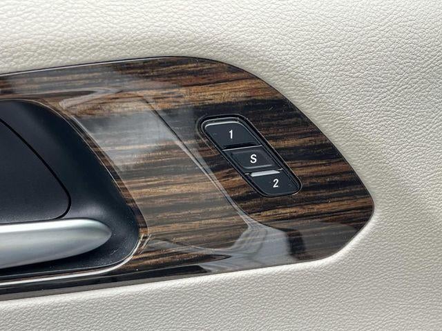 2024 Chrysler Pacifica Limited FWD