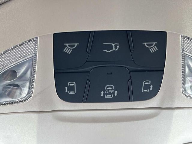 2024 Chrysler Pacifica Limited FWD