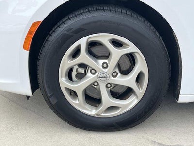 2024 Chrysler Pacifica Limited FWD