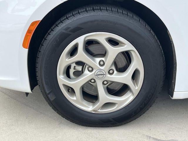 2024 Chrysler Pacifica Limited FWD