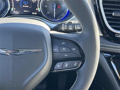 2025 Chrysler Pacifica Limited FWD