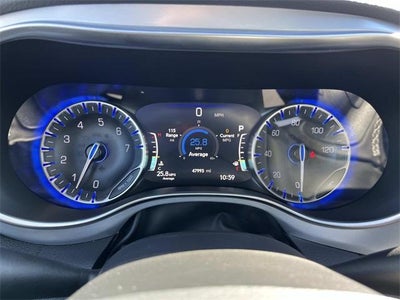 2025 Chrysler Pacifica Limited FWD