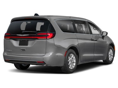 2025 Chrysler Pacifica Limited FWD