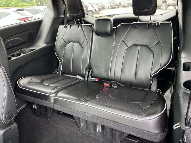 2025 Chrysler Pacifica Limited FWD