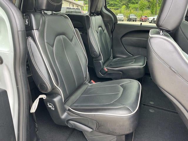 2025 Chrysler Pacifica Limited FWD