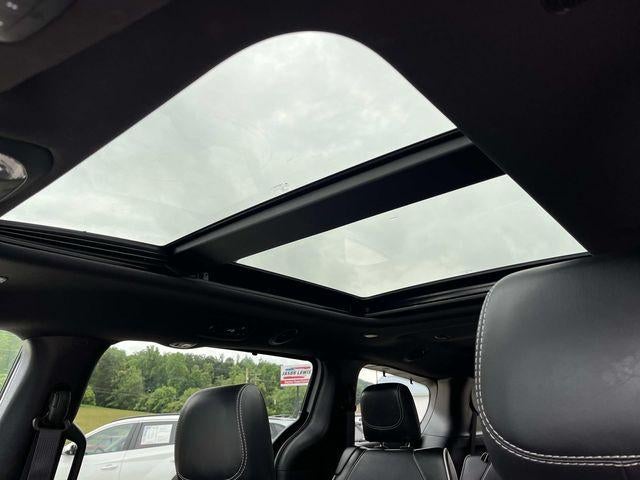 2025 Chrysler Pacifica Limited FWD