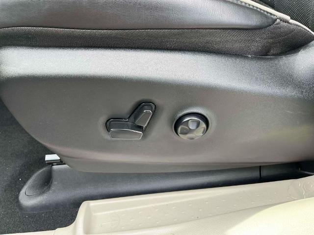2024 Chrysler Pacifica Limited FWD