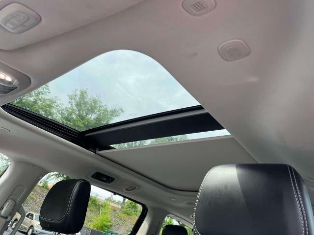 2024 Chrysler Pacifica Limited FWD