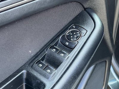 2015 Ford Edge 4dr SE FWD