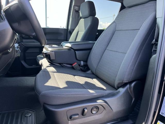 2024 Chevrolet Silverado 2500 HD Crew Cab Standard Box 4-Wheel Drive Custom