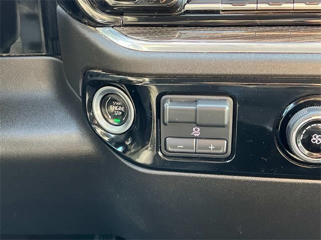 2024 Chevrolet Silverado 2500 HD Crew Cab Standard Box 4-Wheel Drive LT