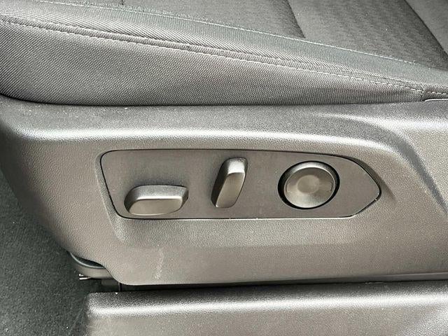 2026 Chevrolet Silverado 1500 Crew Cab Short Box 4-Wheel Drive LT 1LT