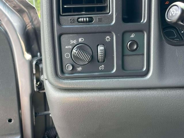 2006 GMC Sierra 1500 2WD Crew Cab Short Box SL