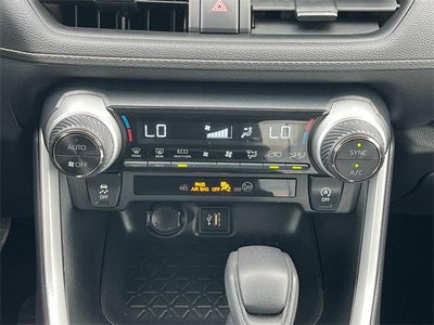 2023 Toyota RAV4 XLE FWD (GS)