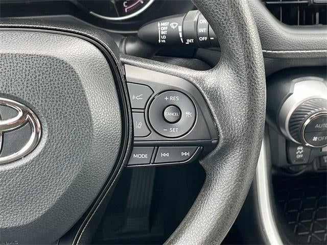 2023 Toyota RAV4 XLE FWD (GS)