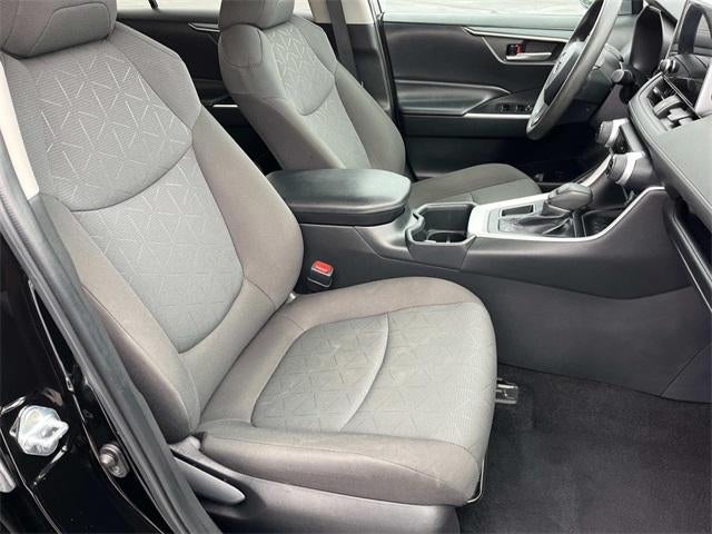 2023 Toyota RAV4 XLE FWD (GS)