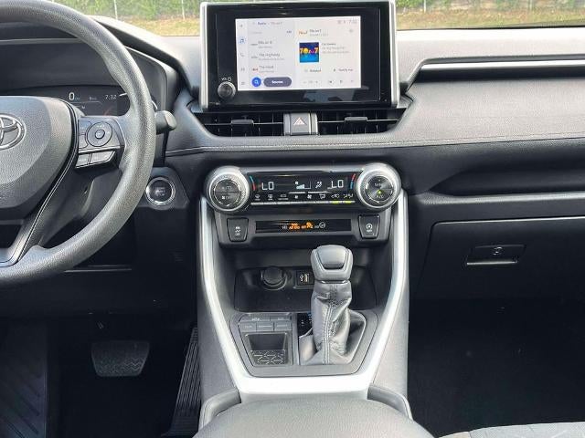 2025 Toyota RAV4 XLE FWD (GS)