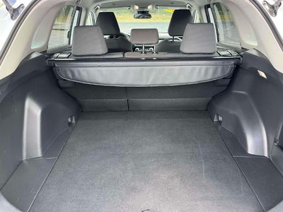 2025 Toyota RAV4 XLE FWD (GS)