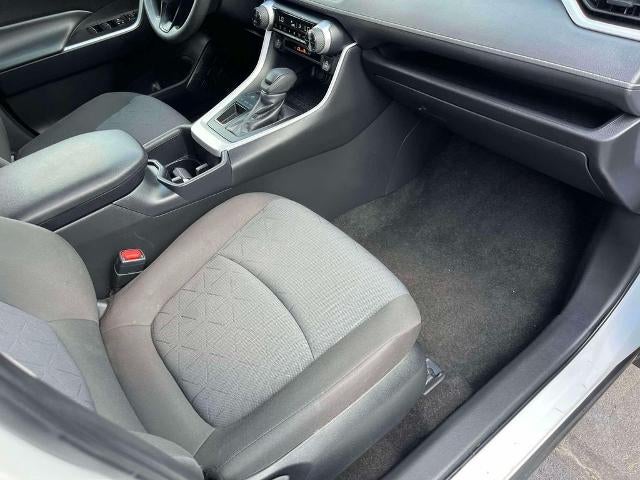 2025 Toyota RAV4 XLE FWD (GS)