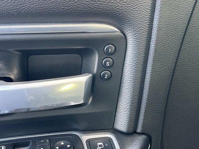 2019 RAM 3500 Laramie 4x4 Crew Cab 6'4" Box