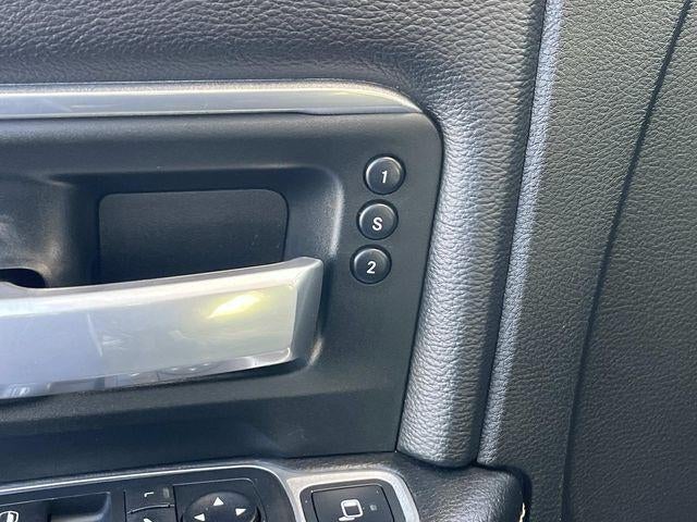 2019 RAM 3500 Laramie 4x4 Crew Cab 6'4" Box