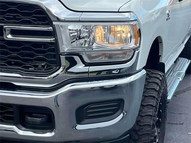 2024 RAM 3500 Tradesman 4x4 Crew Cab 8' Box