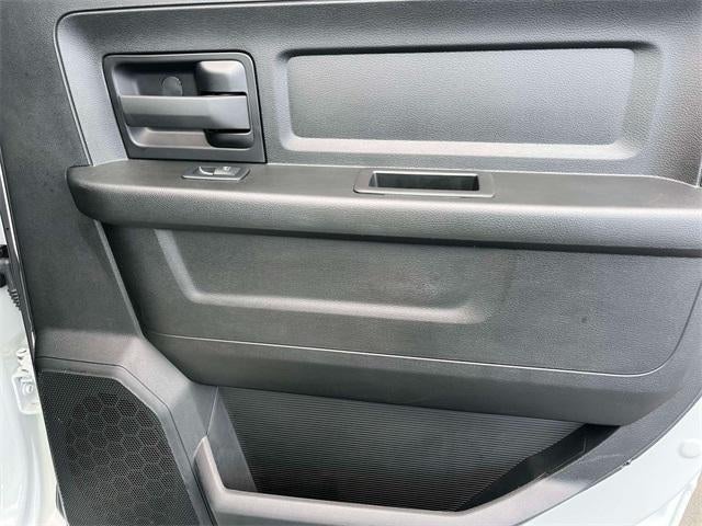 2024 RAM 3500 Tradesman 4x4 Crew Cab 8' Box