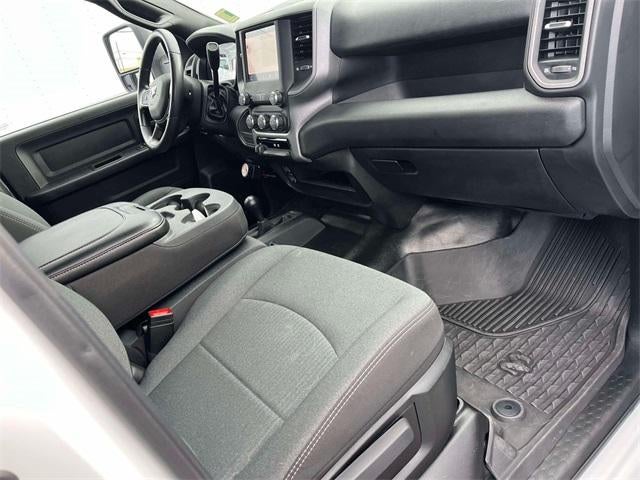 2024 RAM 3500 Tradesman 4x4 Crew Cab 8' Box