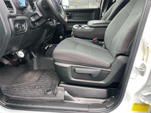 2024 RAM 3500 Tradesman 4x4 Crew Cab 8' Box