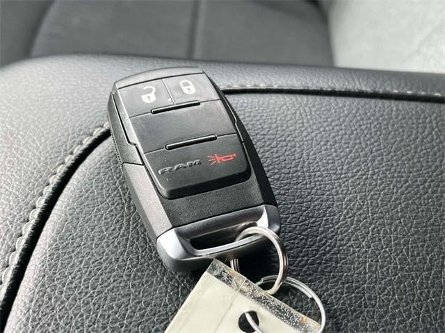 2024 RAM 3500 Tradesman 4x4 Crew Cab 8' Box