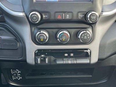 2024 RAM 3500 Big Horn 4x4 Crew Cab 8' Box