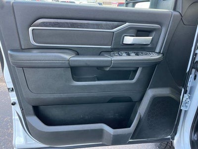 2024 RAM 3500 Big Horn 4x4 Crew Cab 8' Box