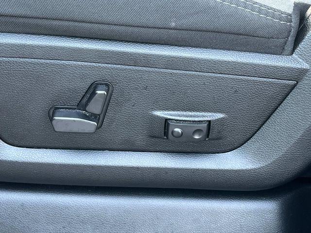 2024 RAM 3500 Big Horn 4x4 Crew Cab 8' Box