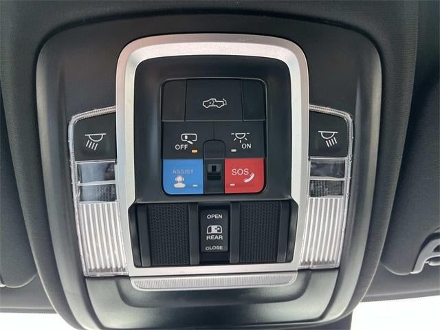 2025 RAM 2500 Laramie 4x4 Crew Cab 6'4" Box