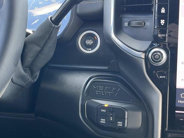 2025 RAM 2500 Laramie 4x4 Crew Cab 6'4" Box