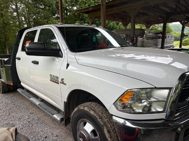 2018 RAM 3500 Tradesman 4x4 Crew Cab 8' Box