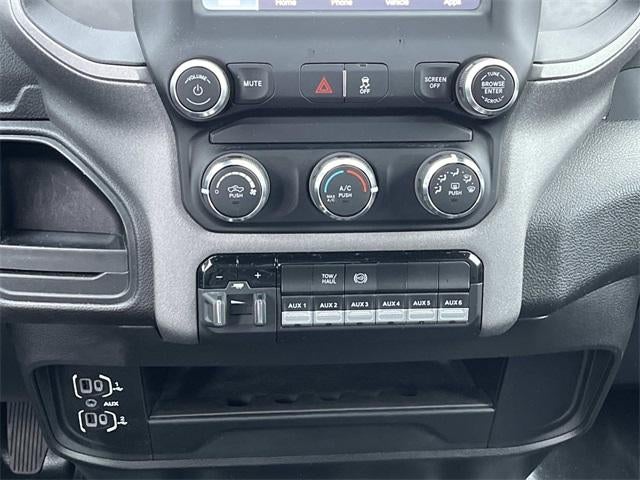 2024 RAM 3500 Tradesman 4x4 Crew Cab 8' Box