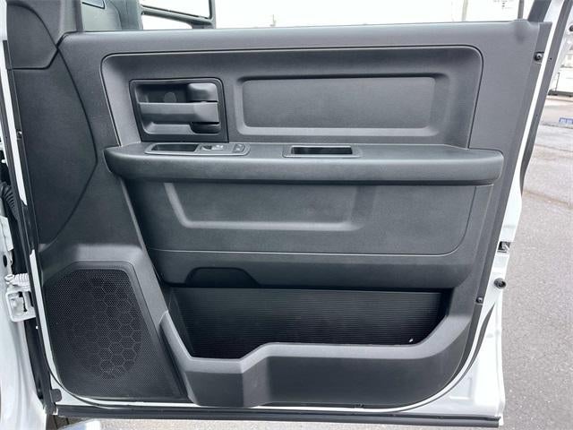 2024 RAM 3500 Tradesman 4x4 Crew Cab 8' Box