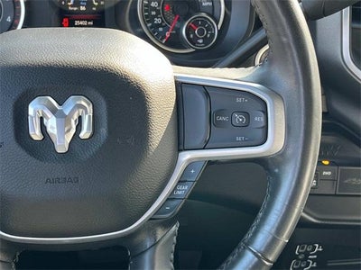 2024 RAM 3500 Big Horn 4x4 Crew Cab 8' Box